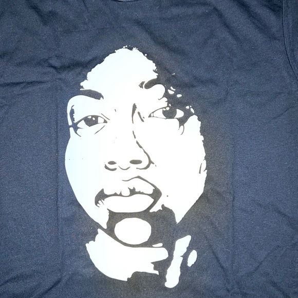 Brand New - Original E.Lize’ Design E.Lize’ T-Shirt - Picture 7 of 10